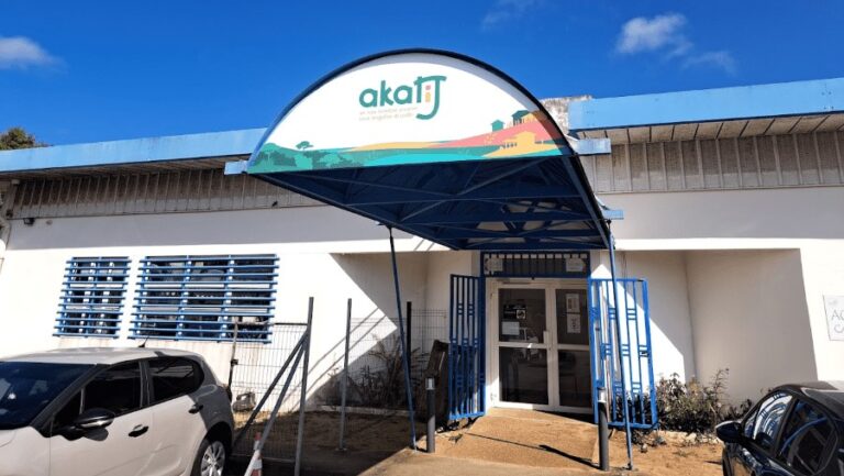 Reconfiguration de l’ensemble des locaux d’activités de l’AKATIJ sous forme d’une plateforme unique
